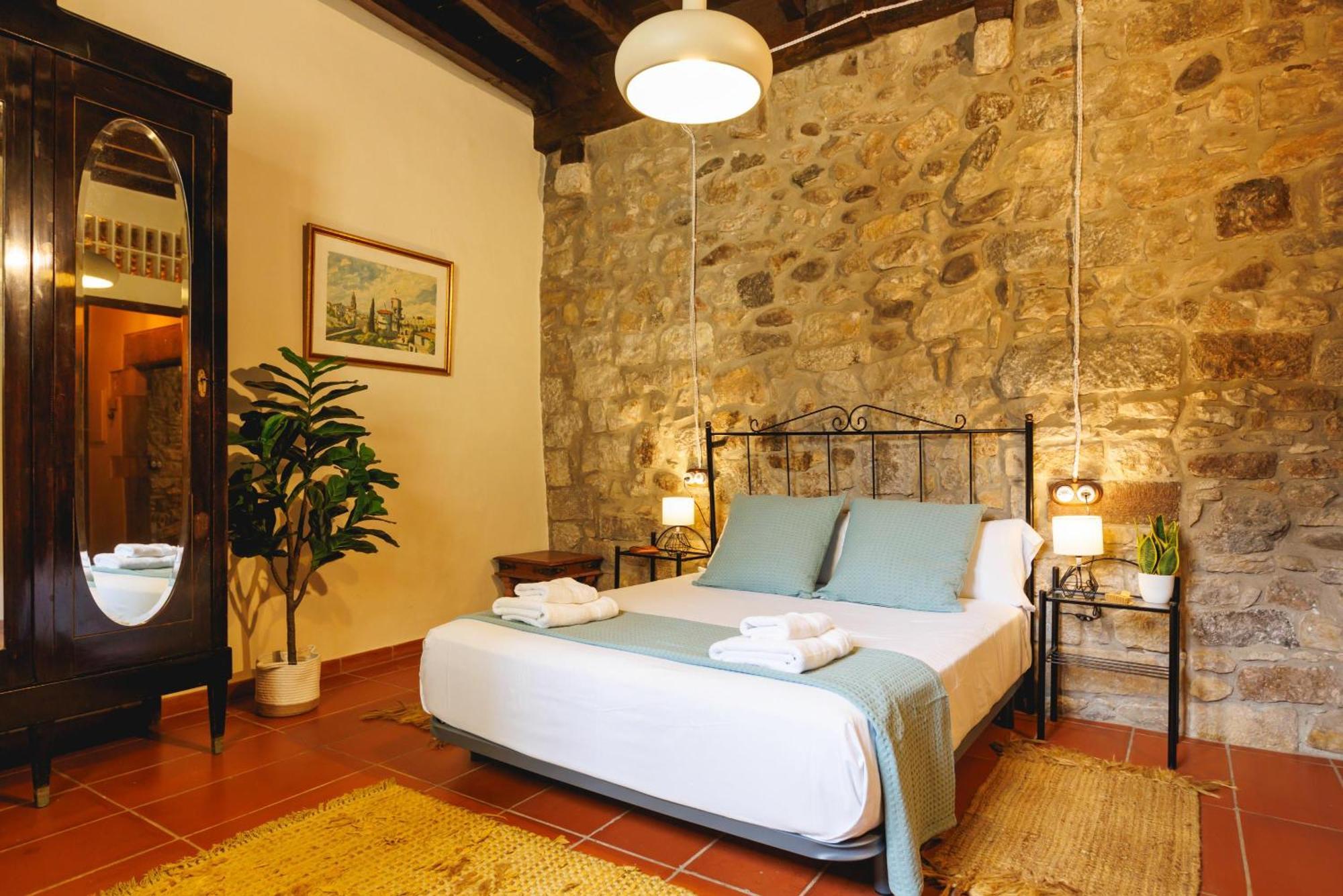 Bravissimo Girona 1593, Medieval Charm Exterior photo
