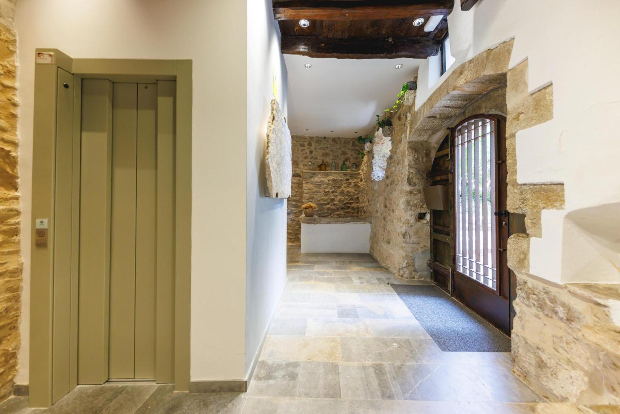 Bravissimo Girona 1593, Medieval Charm Exterior photo