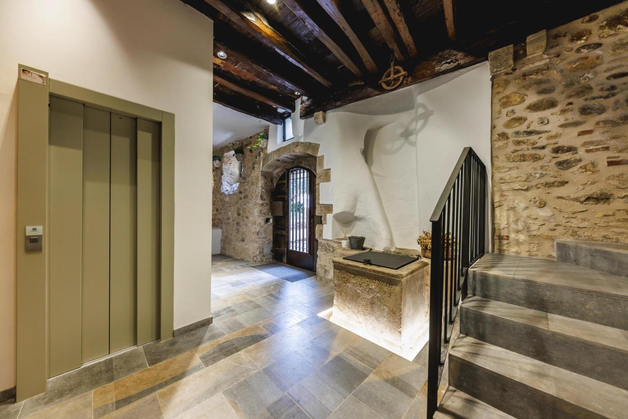 Bravissimo Girona 1593, Medieval Charm Exterior photo